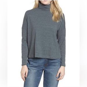 Madewell | Grey boxy lightweight knit turtleneck long sleeve top shirt s…